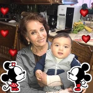 Meet your Posher, Gloria